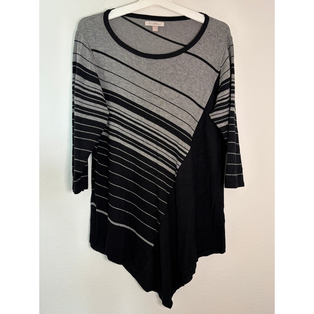 Roz & Ali Womens 2X Grey Black Striped Asymmetrical Sharkbite Tunic Top Sweater